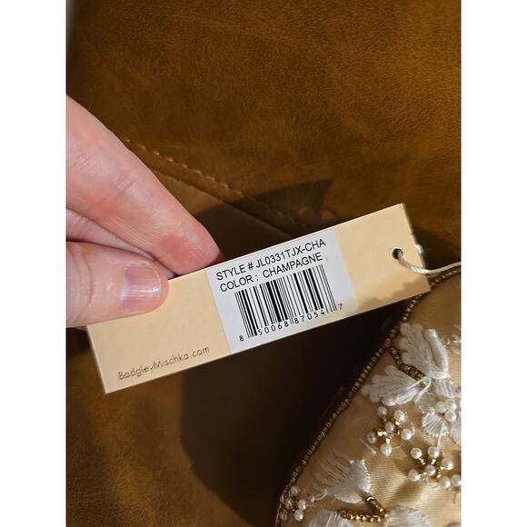 NWT Jewel by Badgley Mischka Champagne Embroidered Floral Beaded Shoulder Clutch - Picture 5 of 9